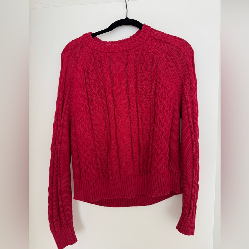 GAP Cable Knit Sweater